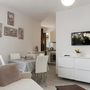 https://villa-fenix-bergamo.italymilanhotels.net